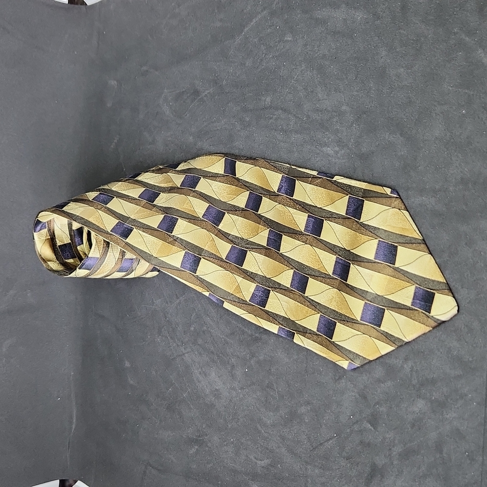 Croft and Barrow gold and purple silk tie